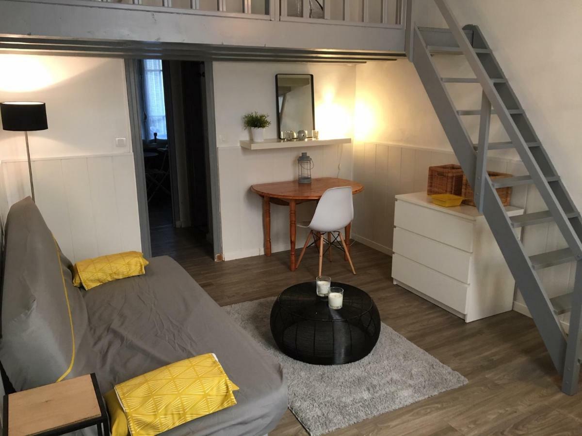 Studio Avec Mezzanine A 5 Min Des Arenes Et De La Gare Hotel Nimes Luaran gambar