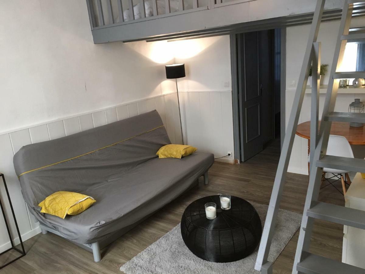 Studio Avec Mezzanine A 5 Min Des Arenes Et De La Gare Hotel Nimes Luaran gambar